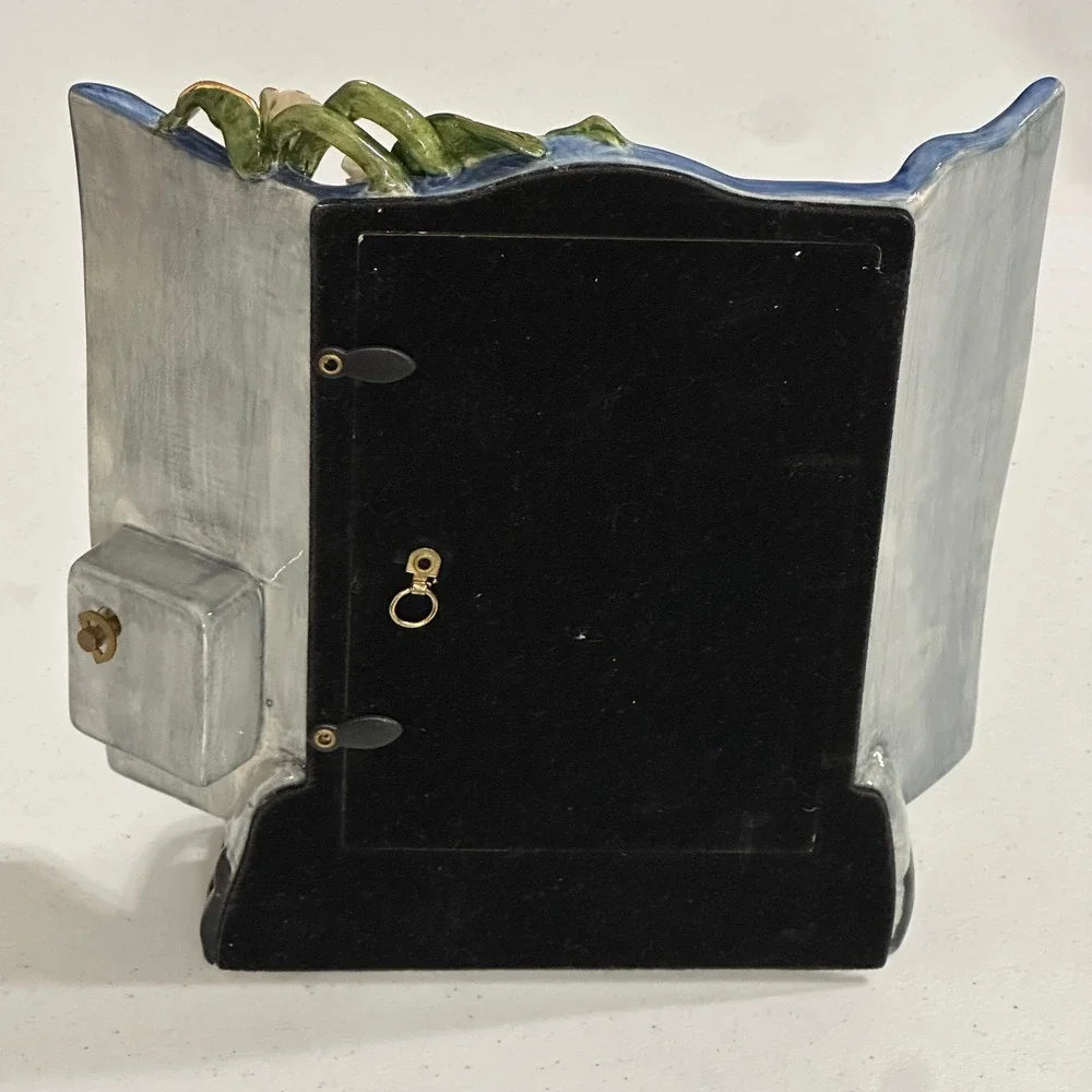 Blue Sky Clayworks ceramic frame