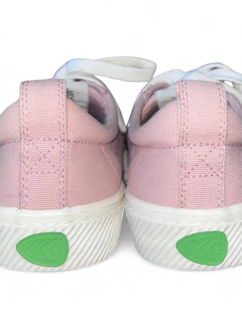 Cariuma classic low