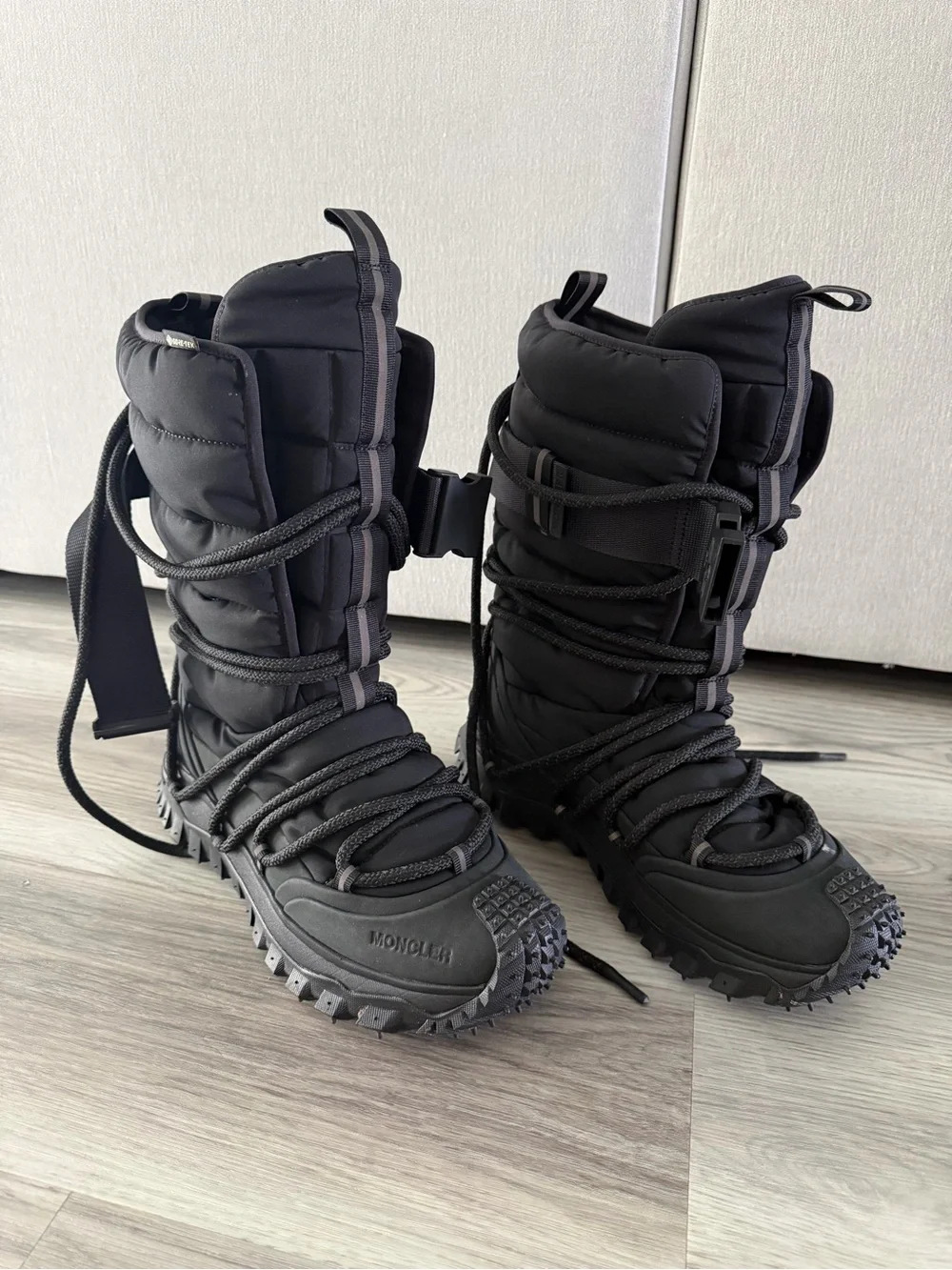 Moncler Black Quilted Lace-Up Men's Snow Boots