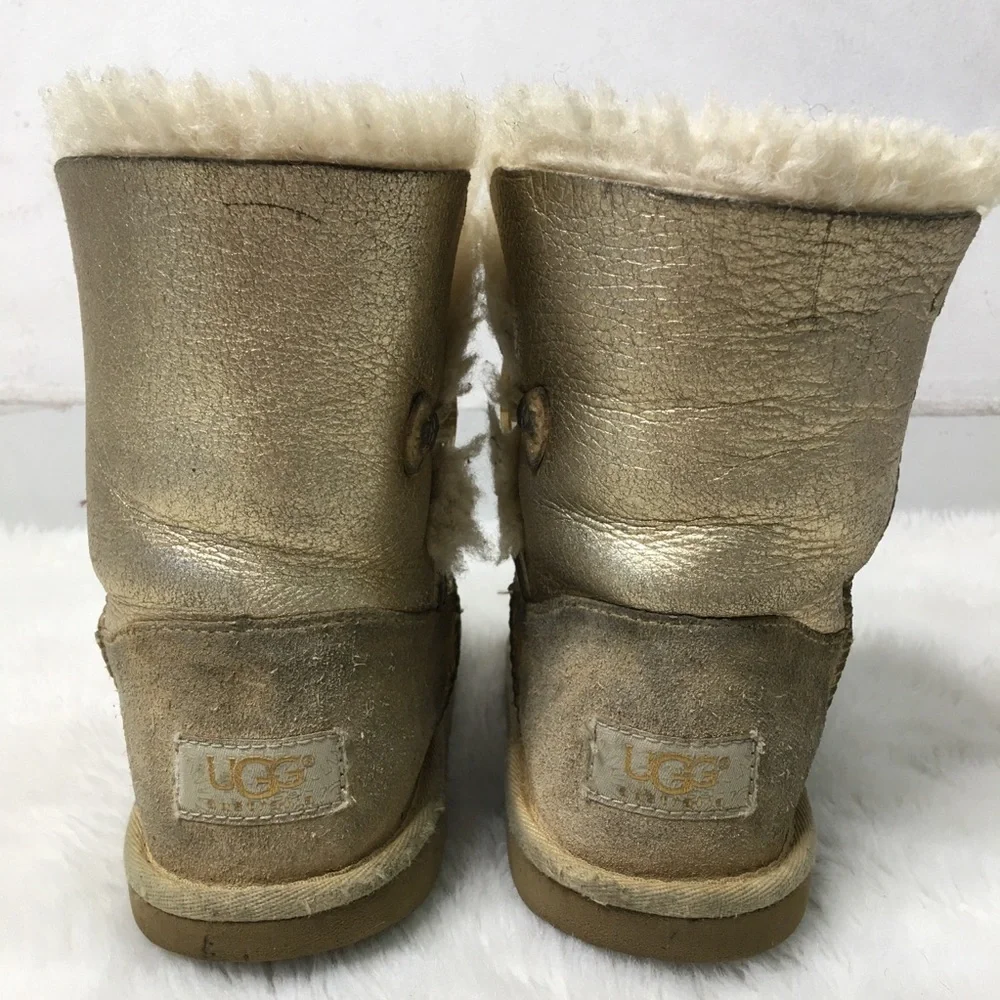 UGG pre owned