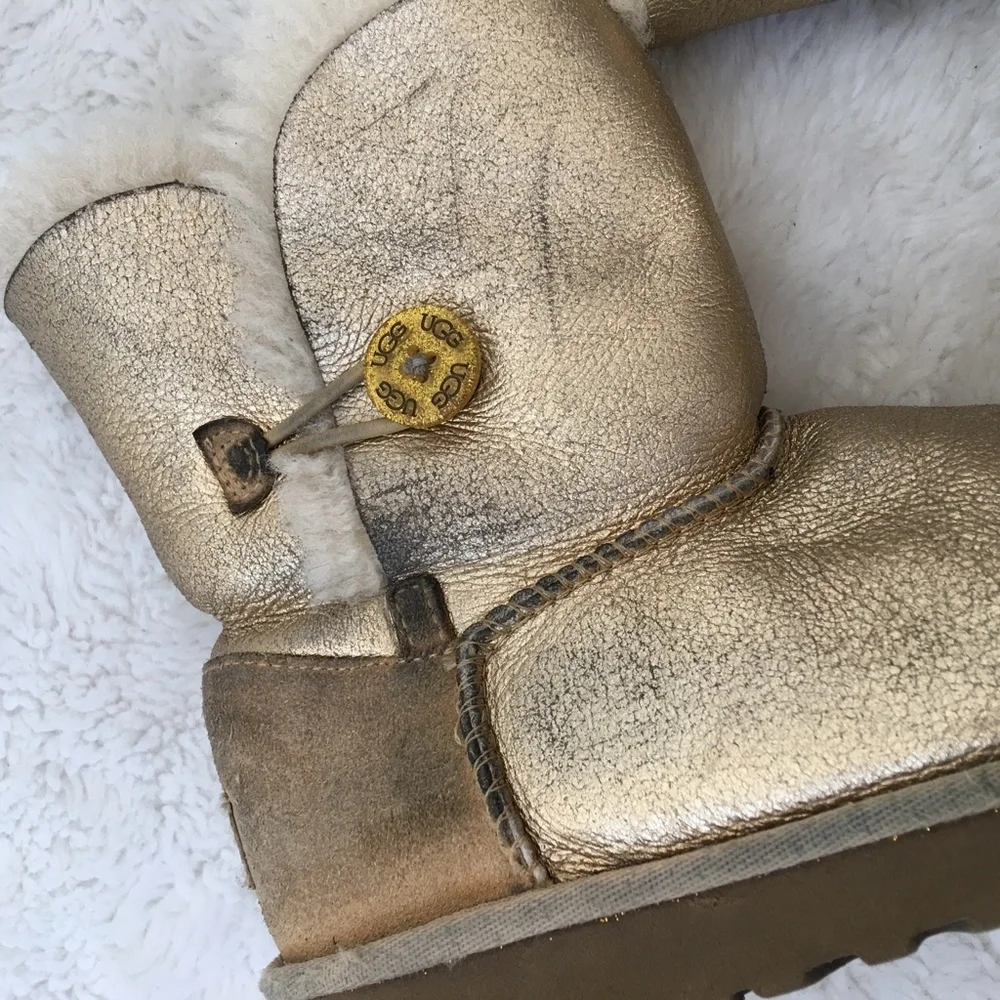 UGG pre owned