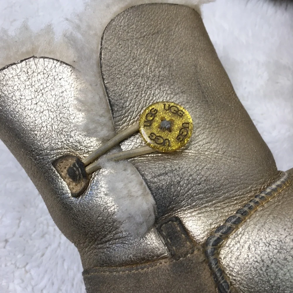 UGG pre owned