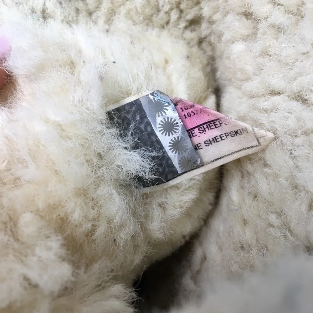 UGG pre owned