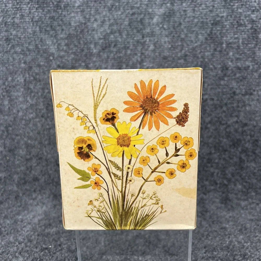 Kleenex vintage 1982