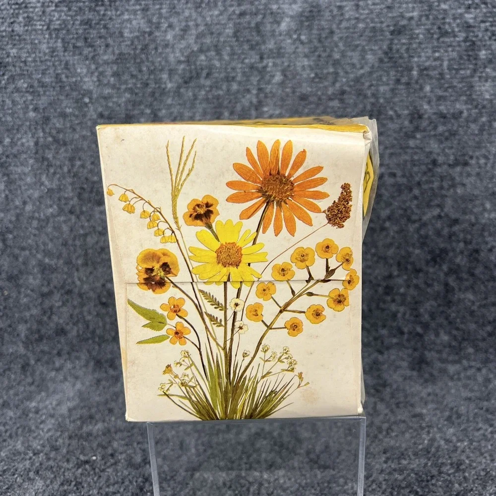 Kleenex vintage 1982