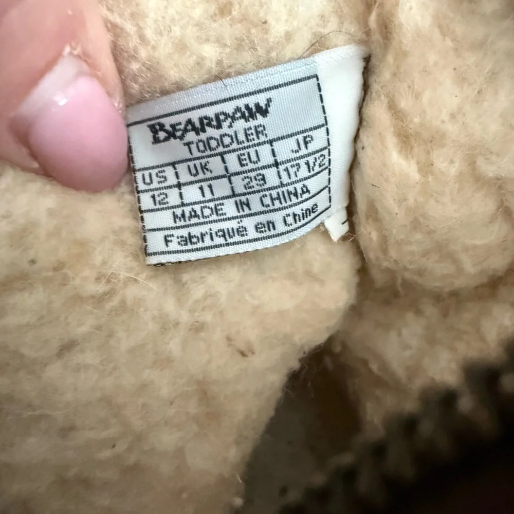 BearPaw super cozy