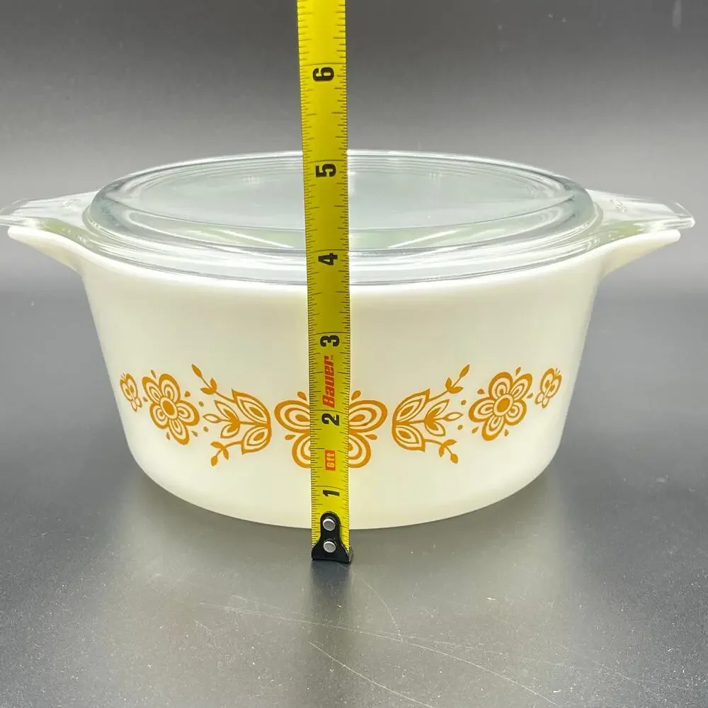 Pyrex vintage casserole