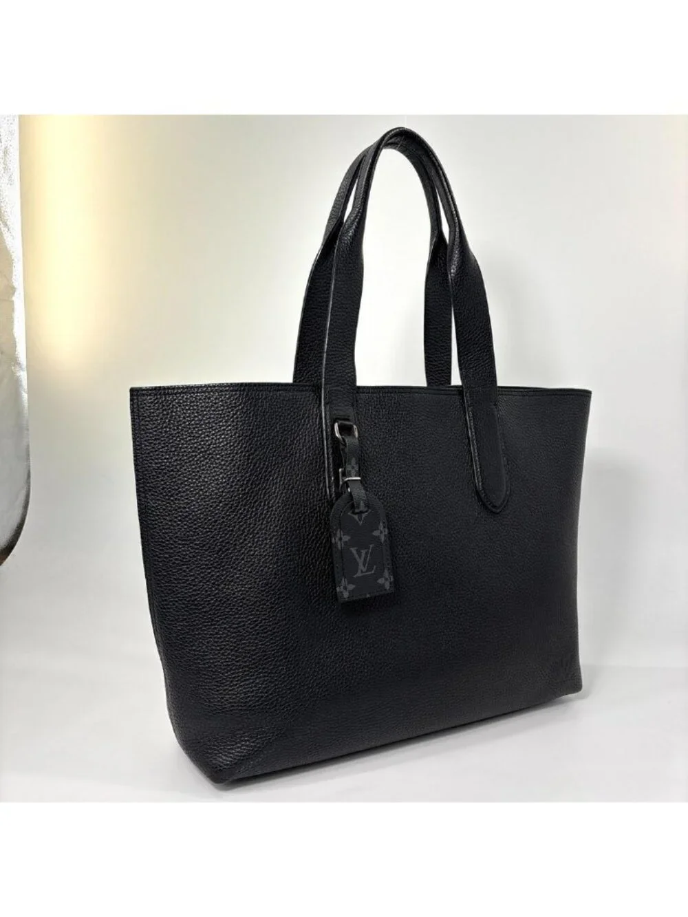 Louis Vuitton Taurillon Leather Cabas Voyage NV Tote Bag