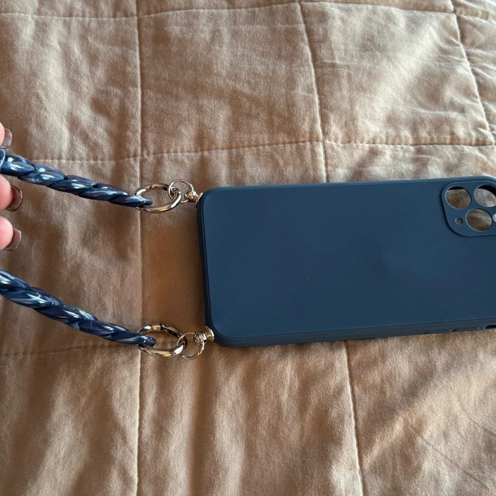 N/A blue 11