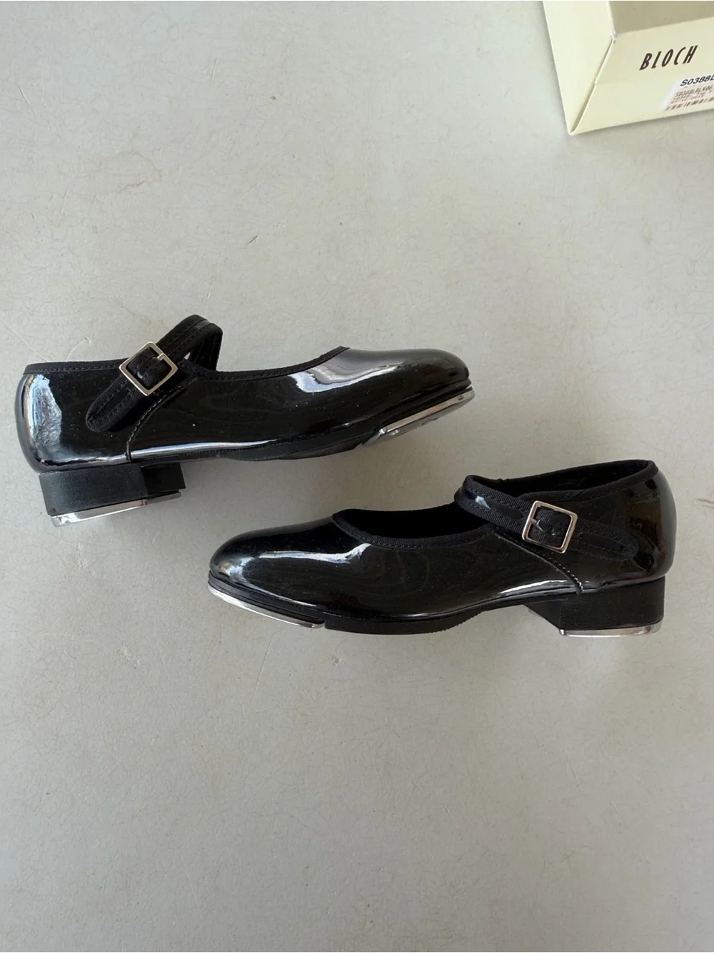 Capezio shiny mary