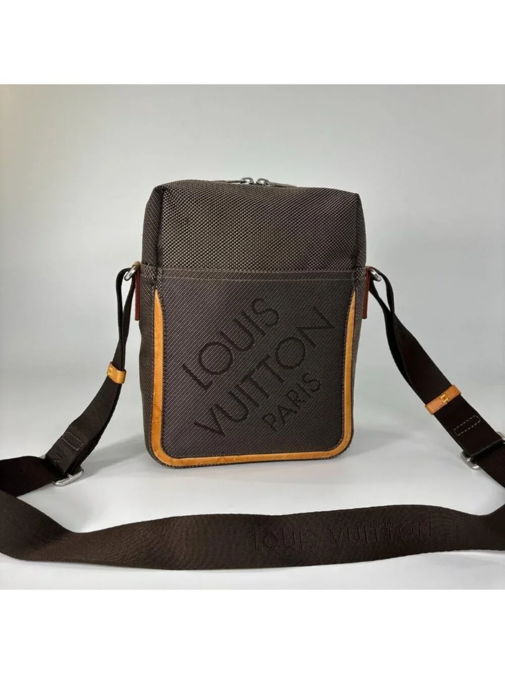Louis Vuitton sa practical note