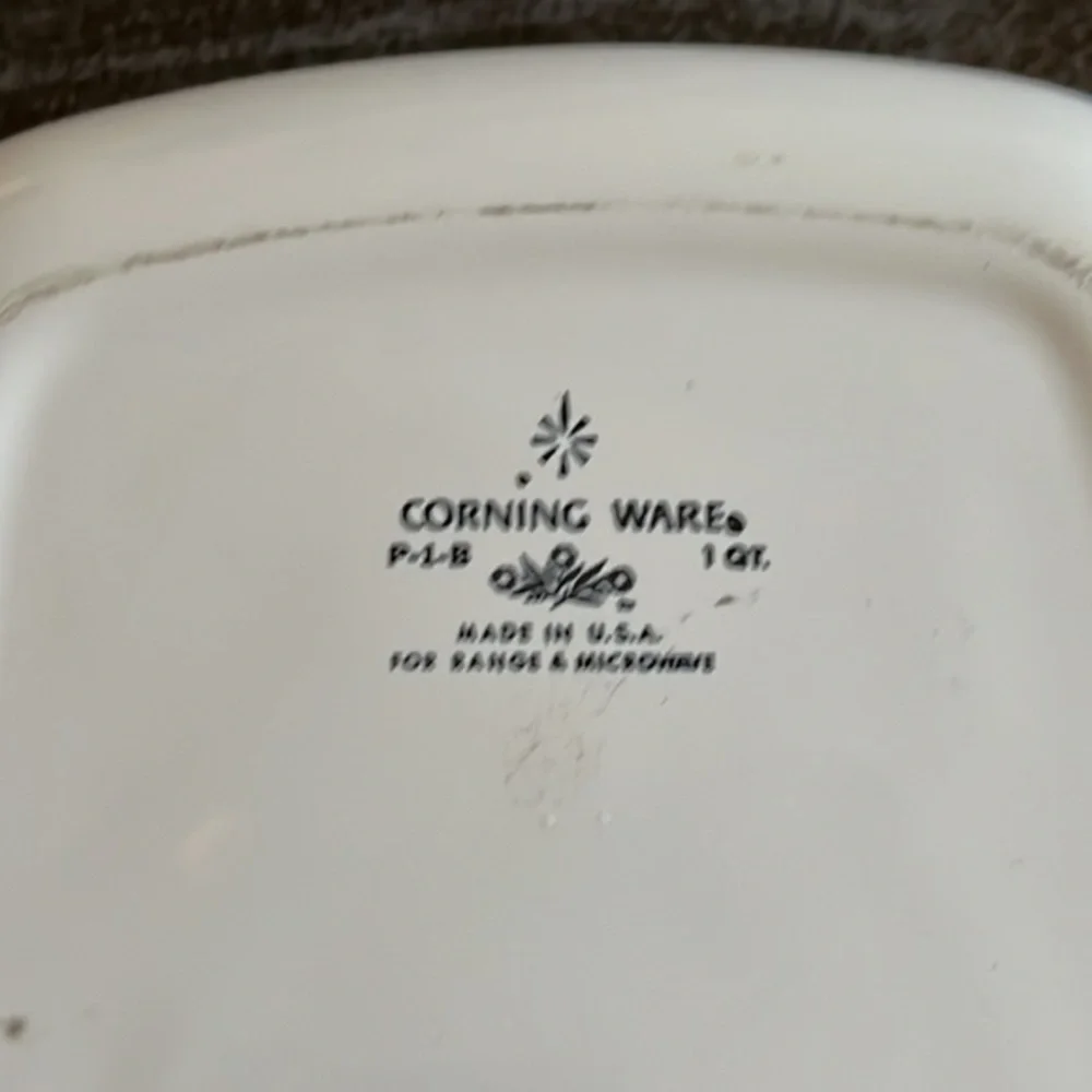 Corningware quart vintage