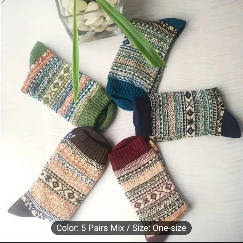 N/A pairs socks