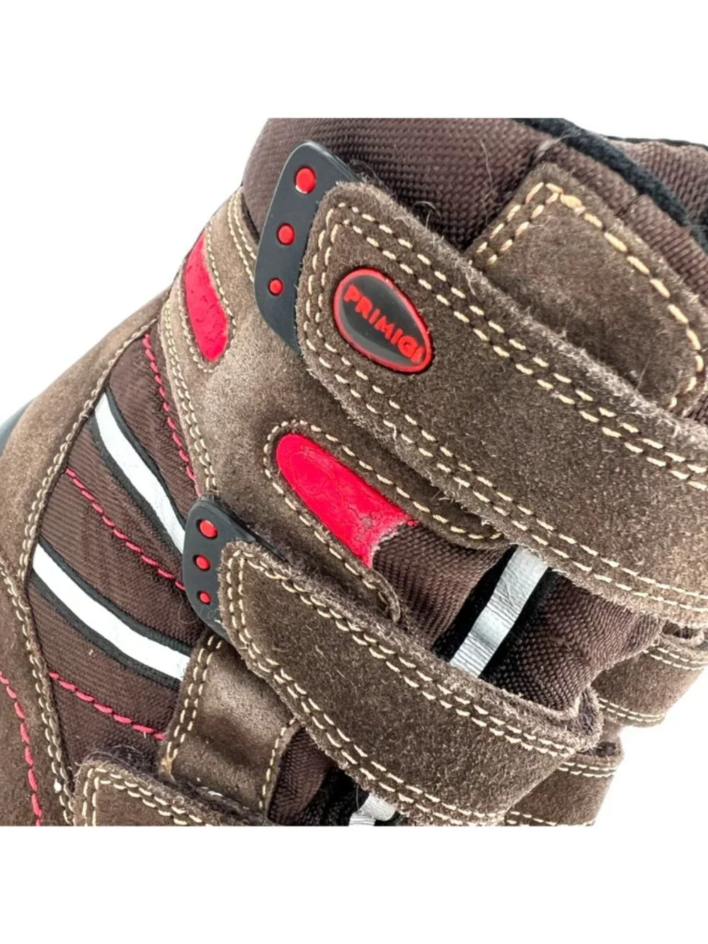 Primigi durable suede