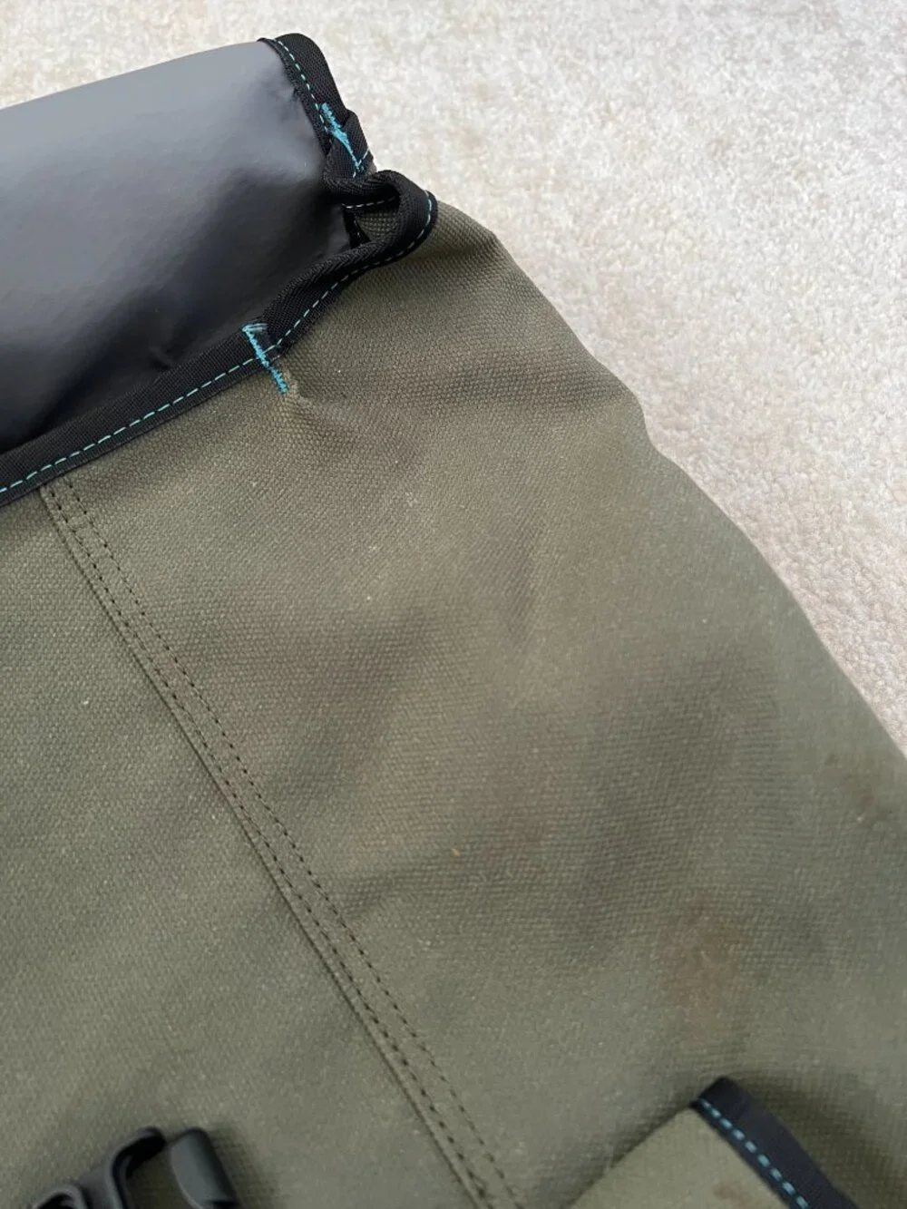 Timbuk2 green black