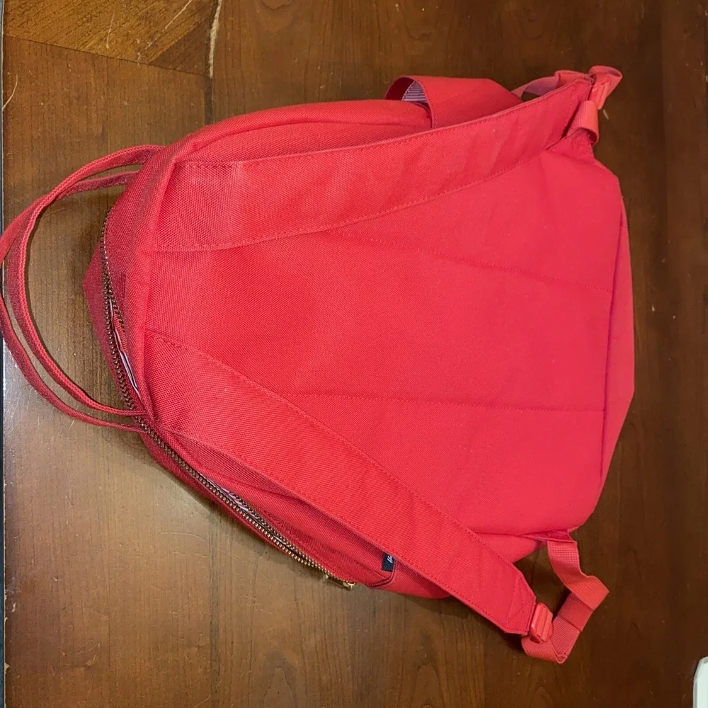 Herschel Supply Company classic herschel