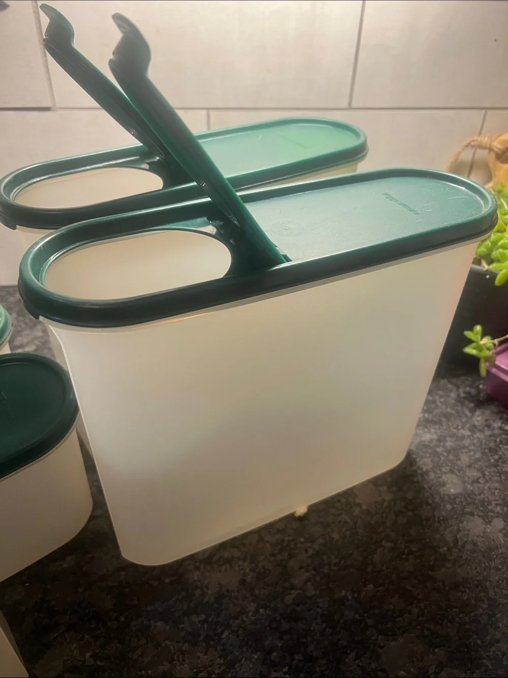 Tupperware set plastic