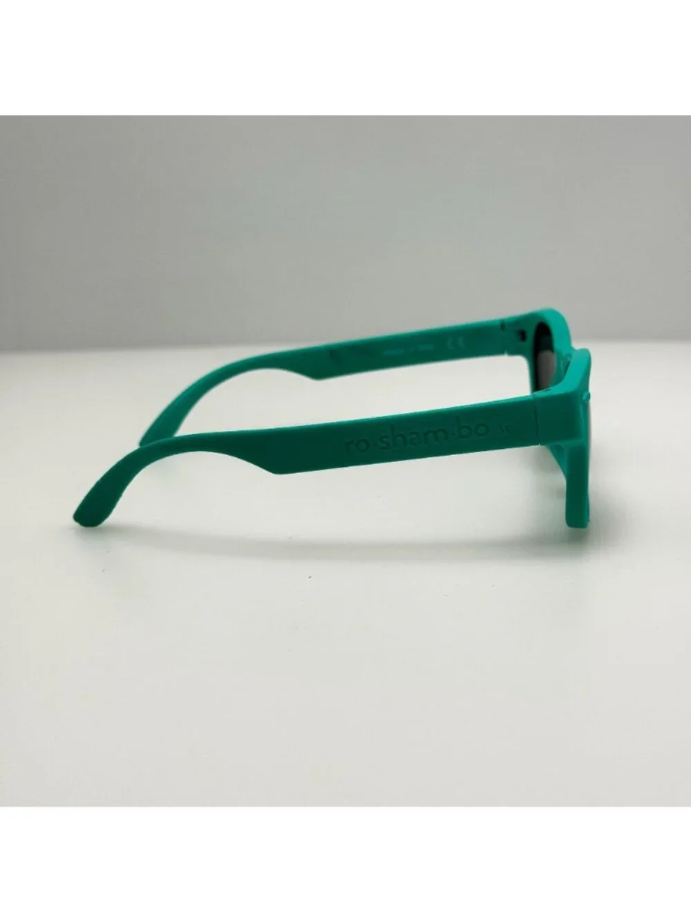 Roshambo lenses have
