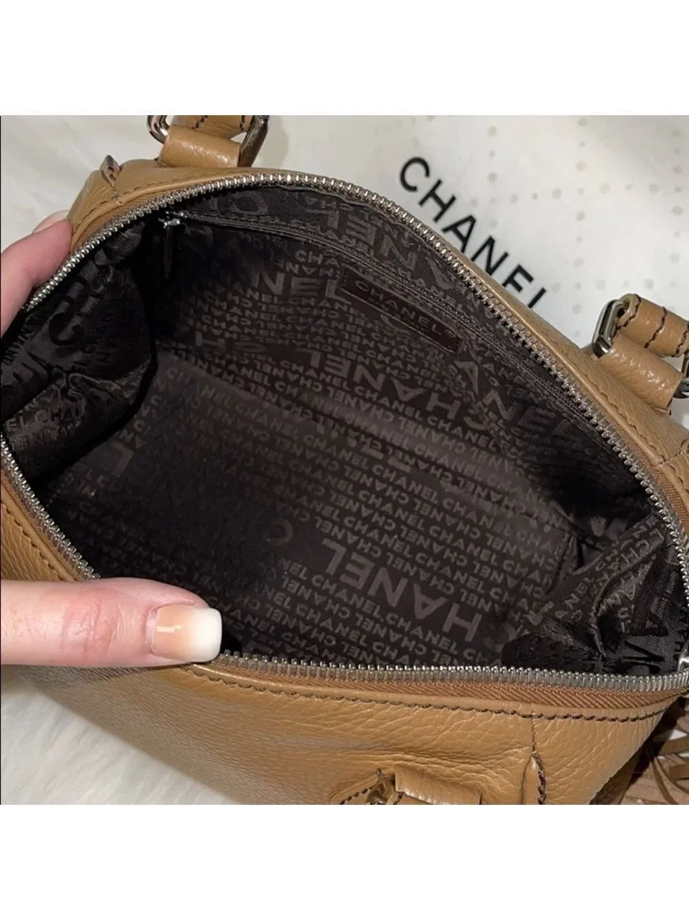 CHANEL authentic lax
