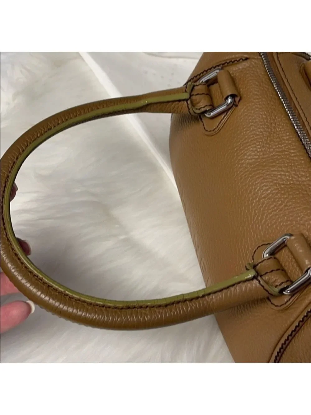 CHANEL authentic lax
