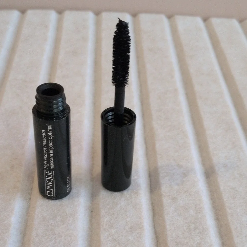 Clinique high impact