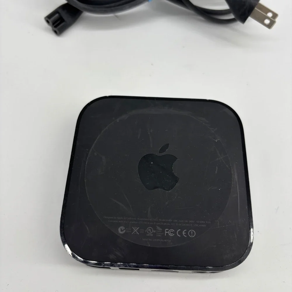 Apple sides new 100