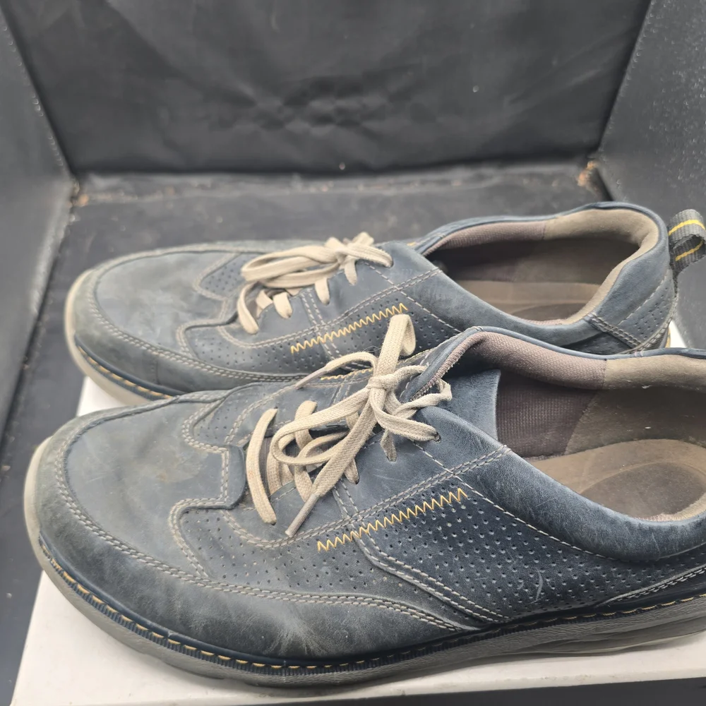 Clarks classic blue