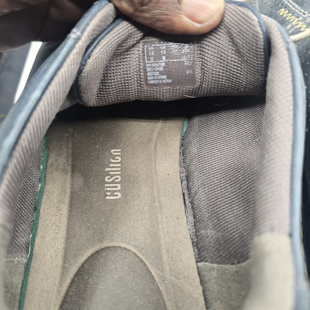 Clarks classic blue