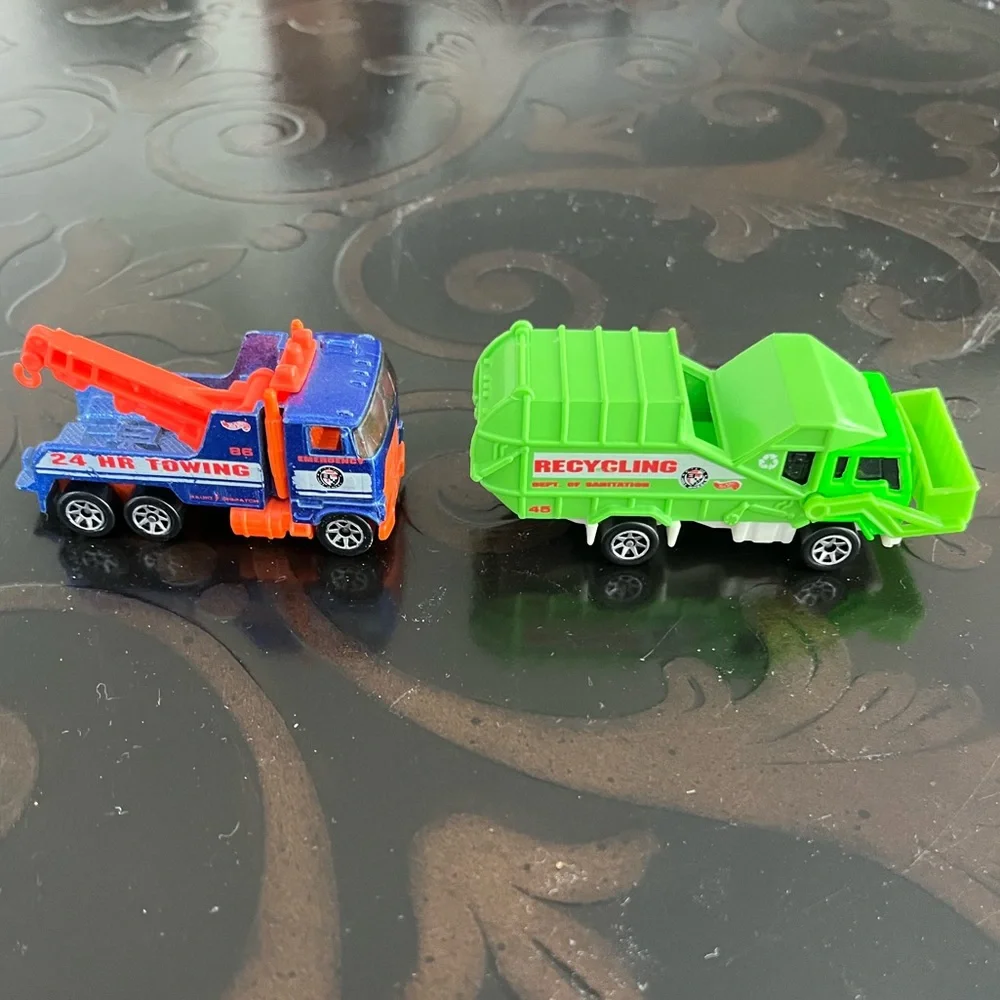 Hot Wheels this listing