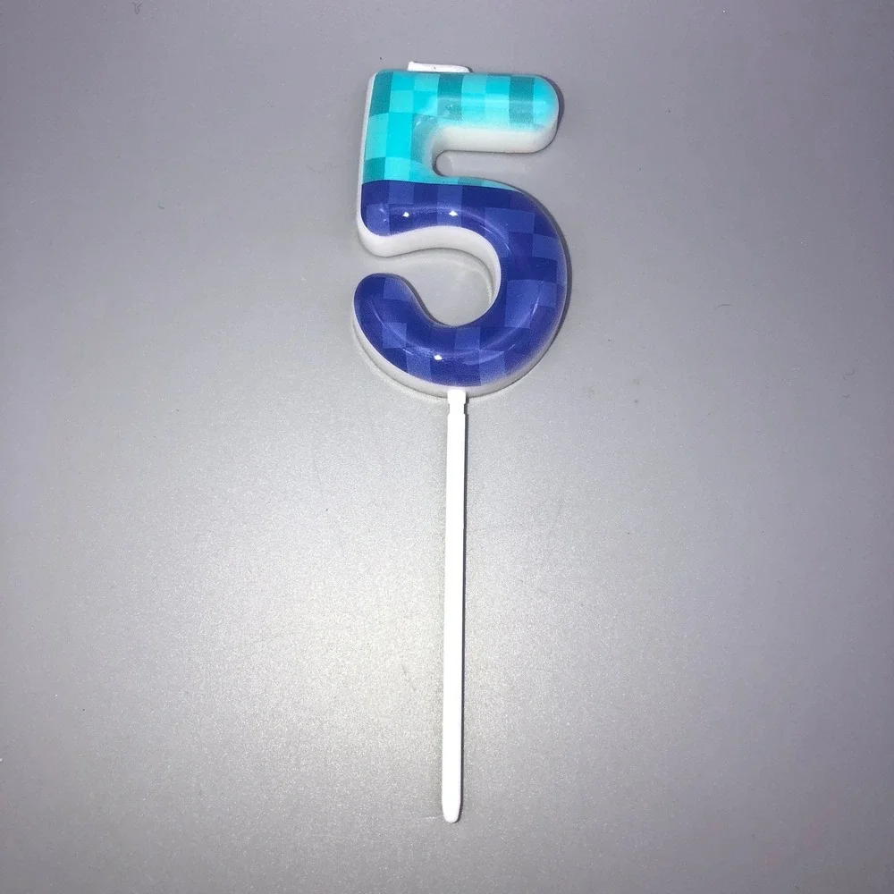 Pixel Gamer‎ Birthday Candle Number # 5 Blue Checkered Cake Topper Gaming Party