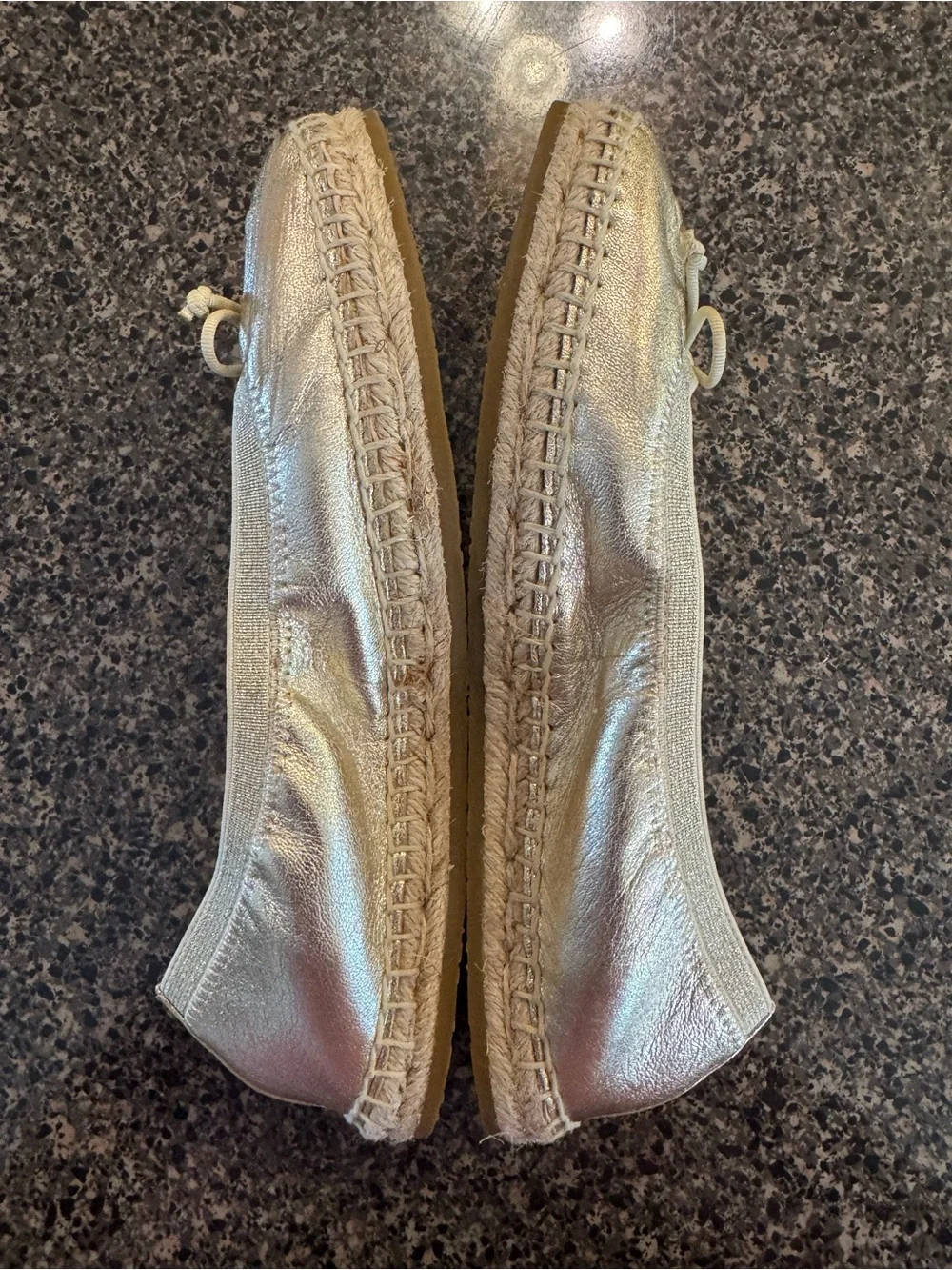 NWOT- Kate Spade Metallic Gold Leather Bow Clubhouse Espadrille - women’s Size 5
