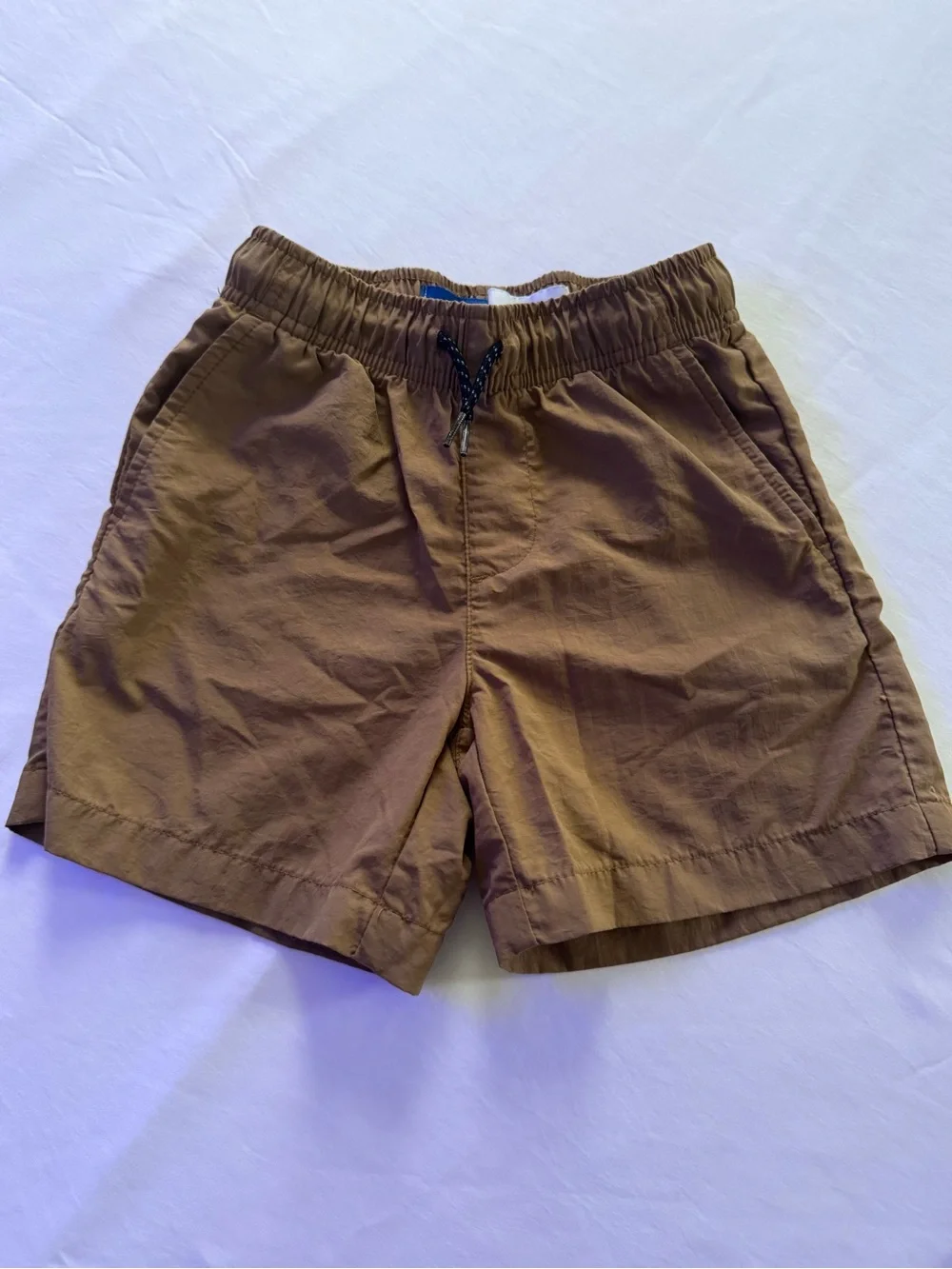 Old Navy boys pull