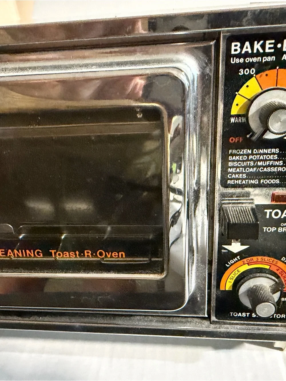 General Electric Vintage 1980s Toaster Oven Bake Broil Chrome WORKS