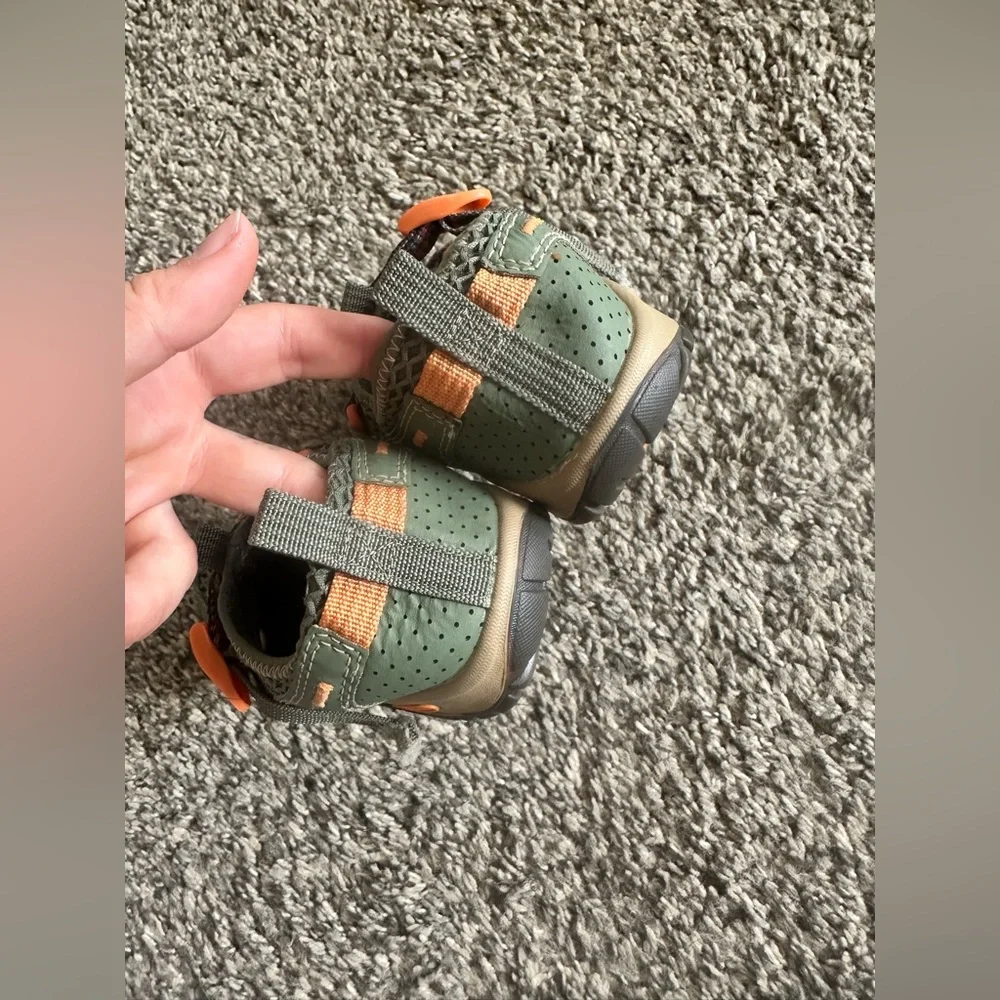 Chaco little boys