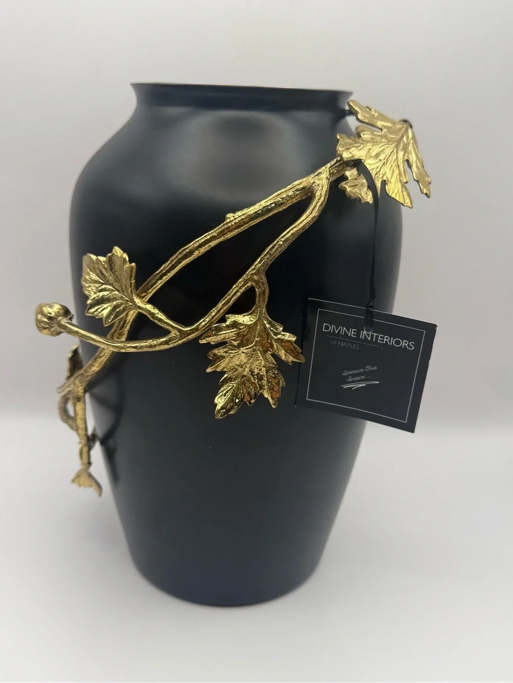 Michael Aram Dahlia Vase Medium Black & Gold Brass Floral Designer Decor