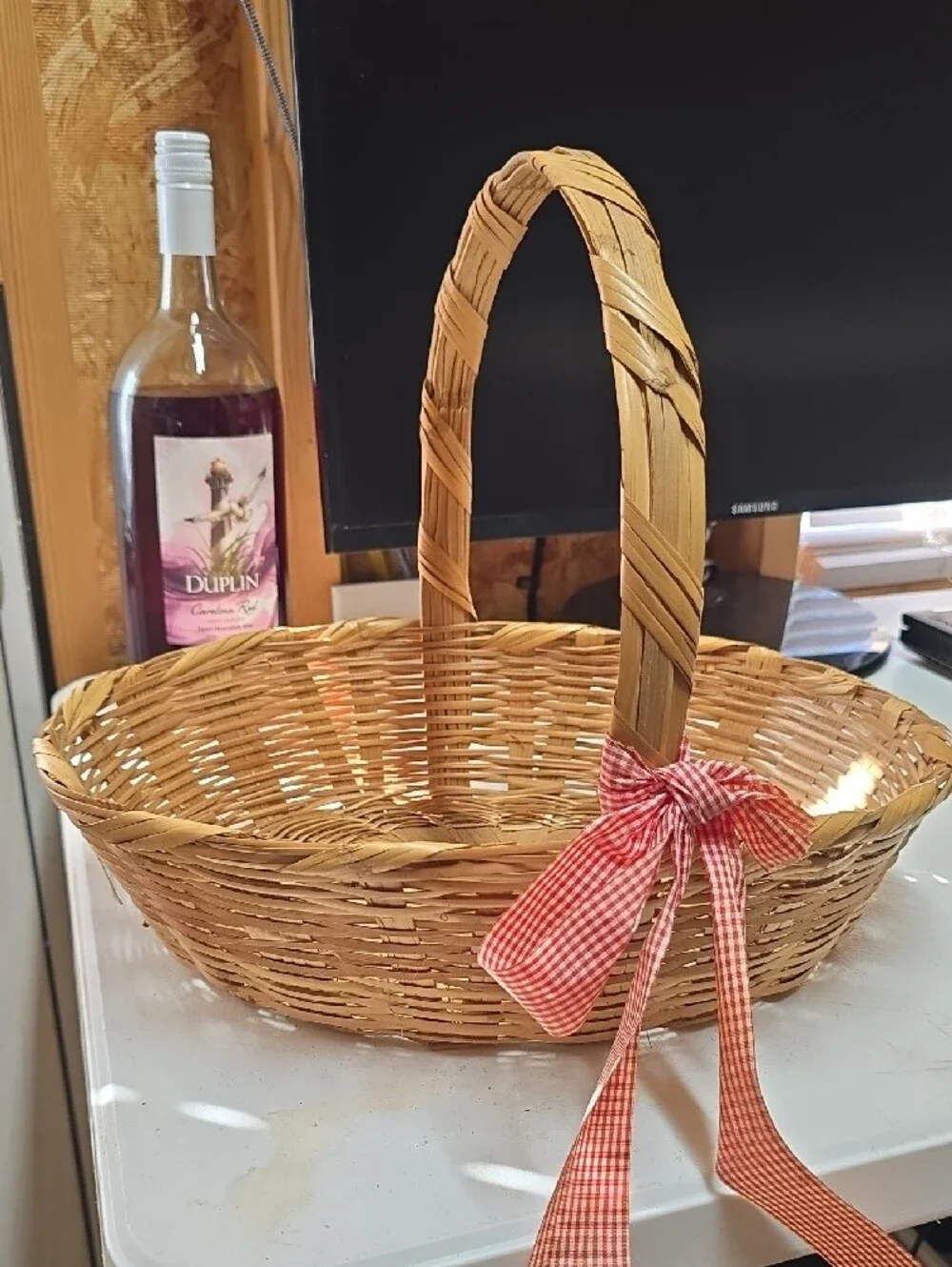 N/A handwoven willow