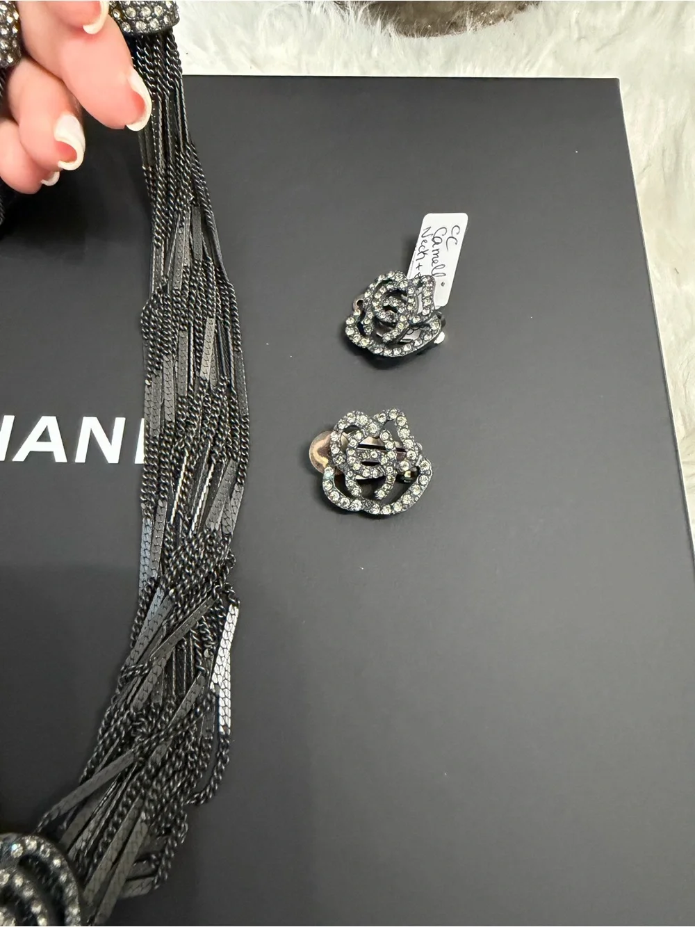 CHANEL elegant black