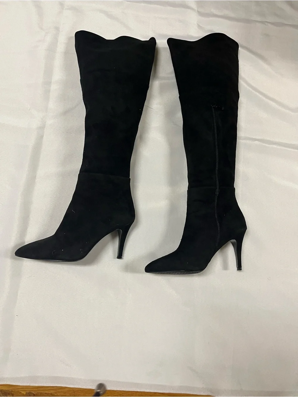 Tahari sleek black