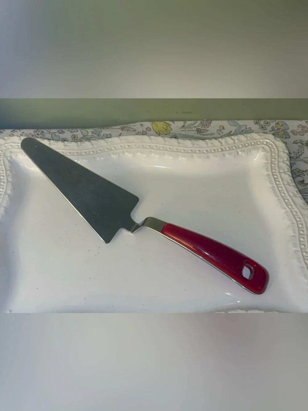 Guzzini Vintage Red Handled Stainless Steel Pie/Cake Server