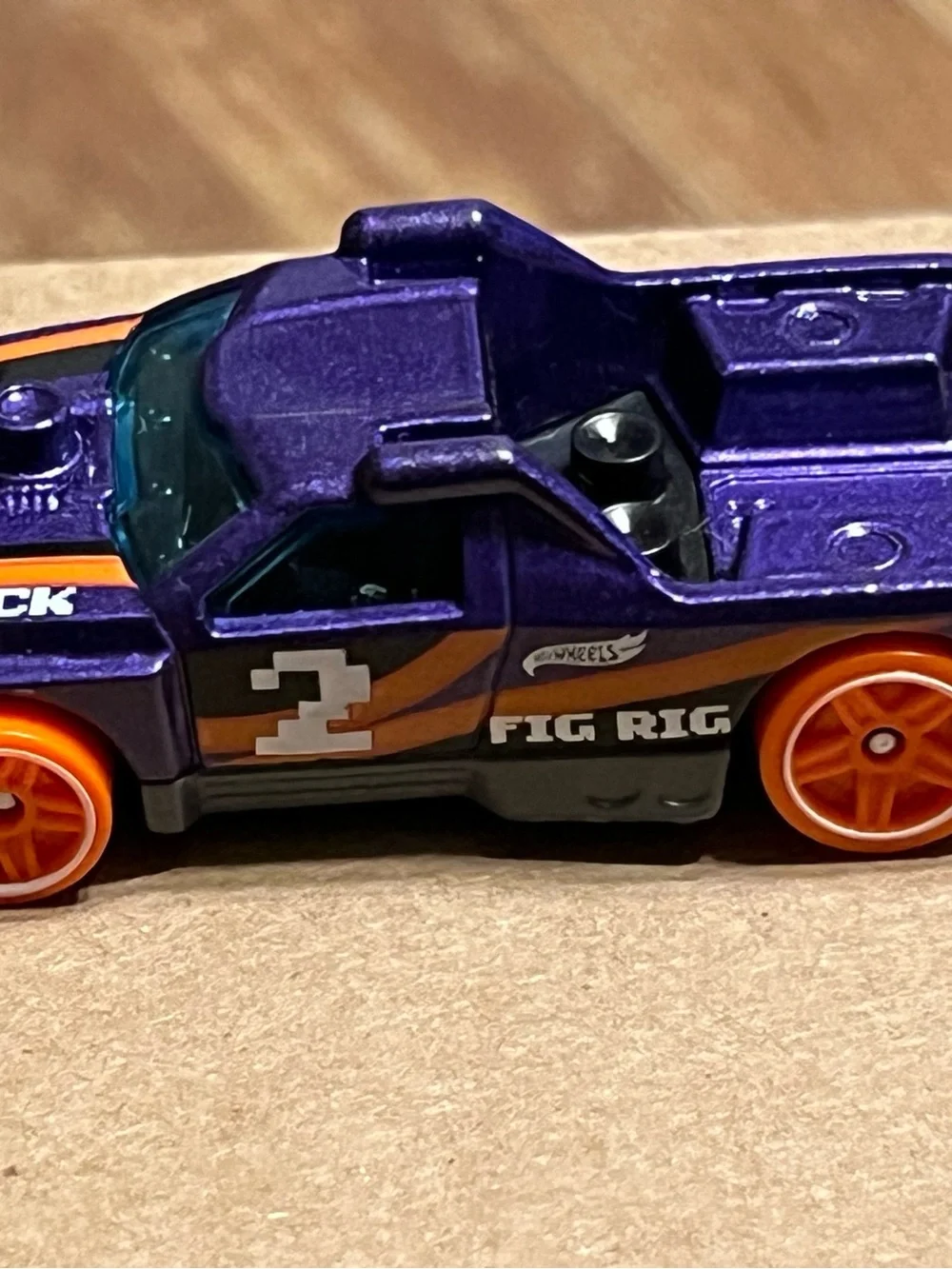 Hot Wheels Fig Rig Purple Race Truck