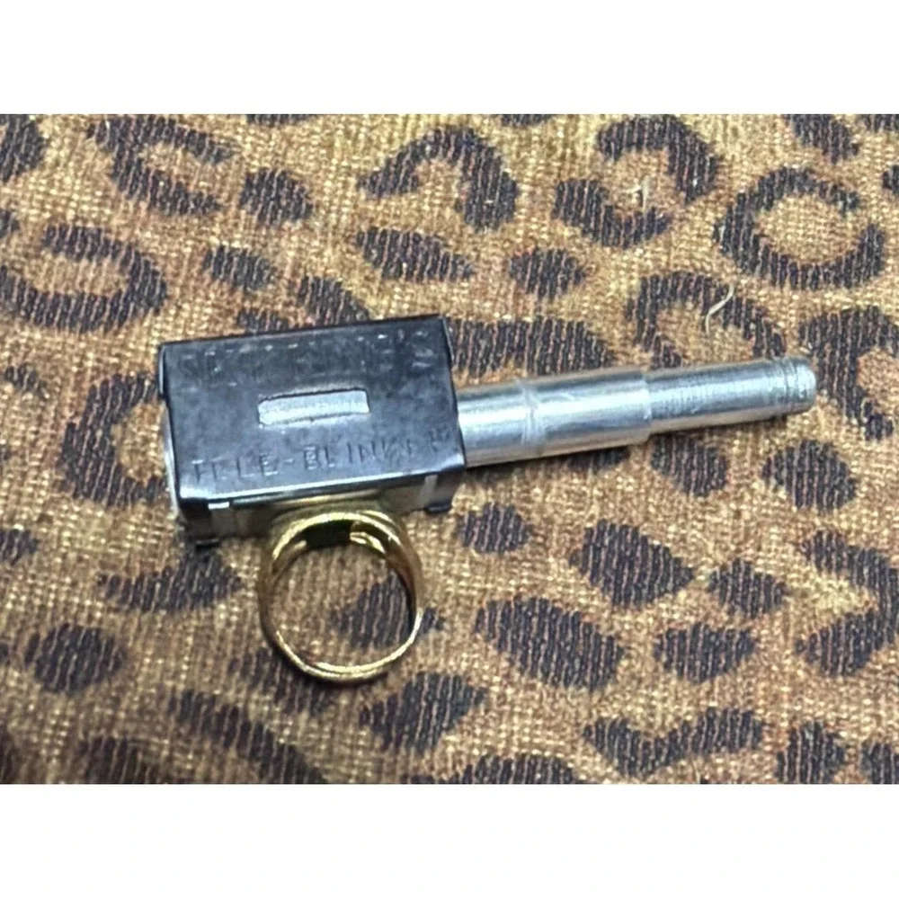 Vtg 40s Peter Pan Radio Sky King Tele Blinker Premium Secret Code Ring