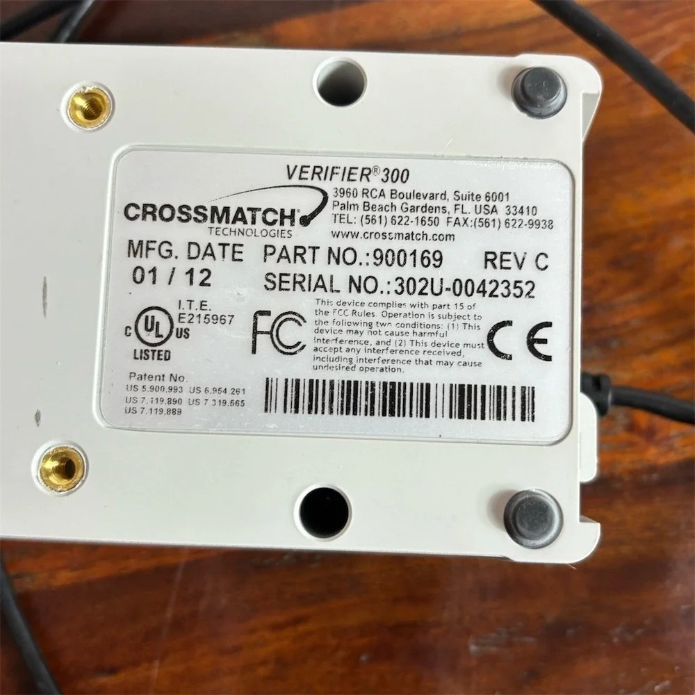CrossMatch verifier 300