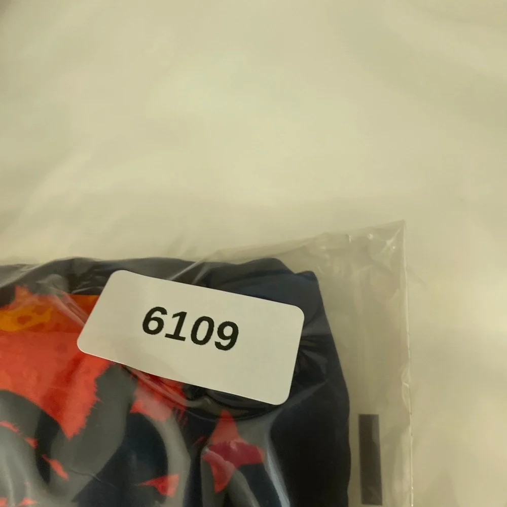 Corona men size