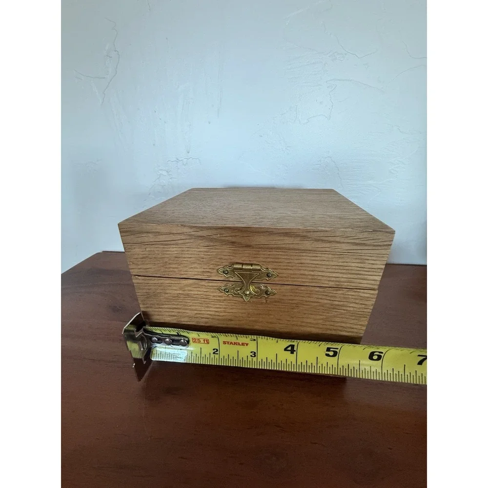 Vintage Oak Wood Carved Box Handmade Folk Art Jewelry Storage lined W/Velvet  6