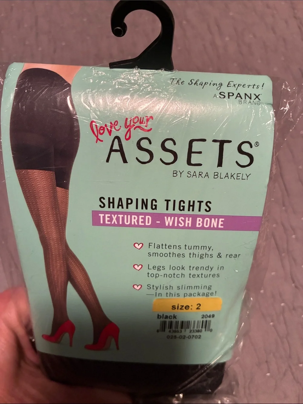 SPANX LOVE YOUR ASSETS. Size 2. Black textured. Wish Bone. NWT
