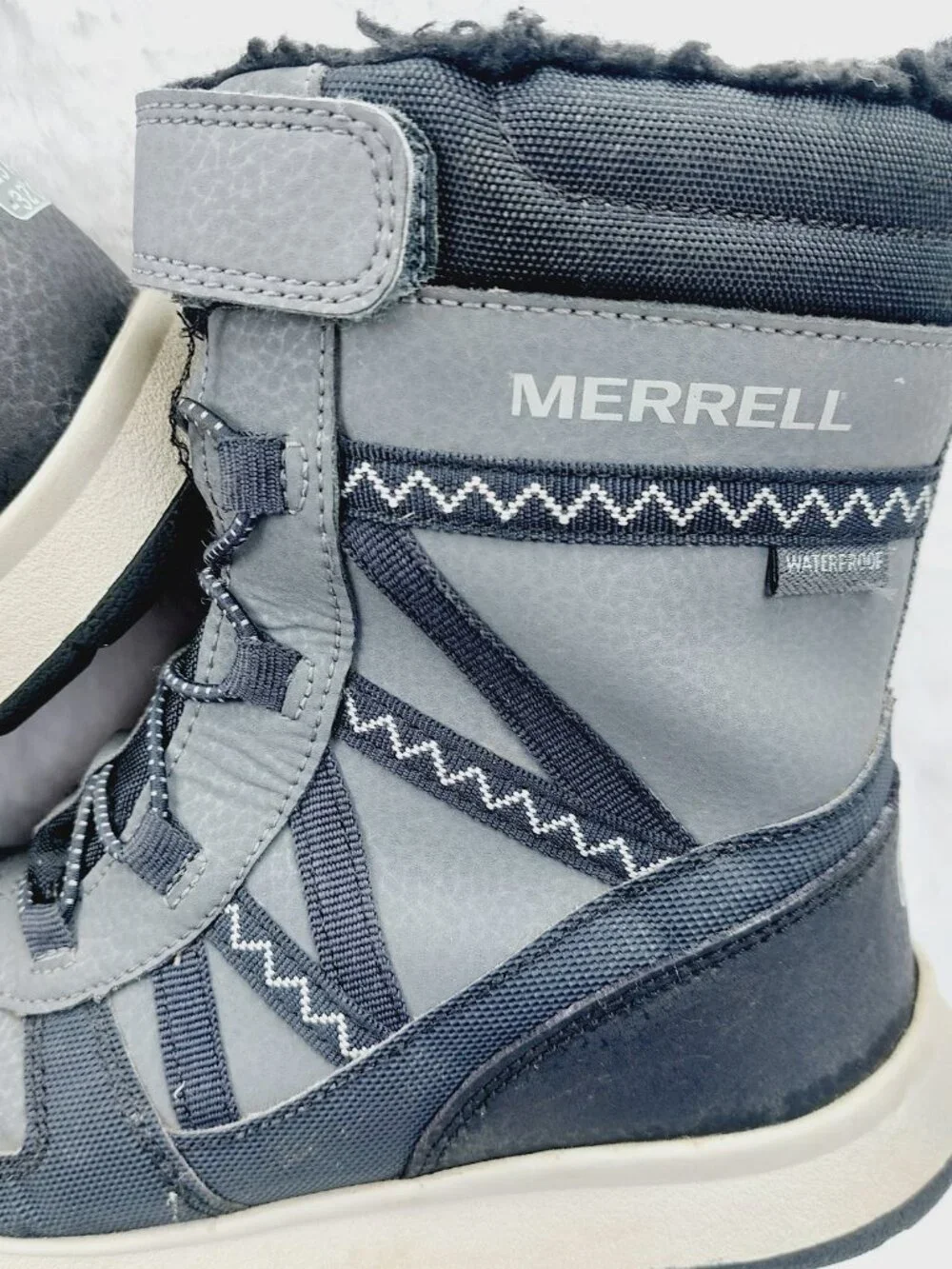 Set Of 2 Timberland Merrell Boy's Gray Burgundy Ankle Winter Snow Boots Size 2