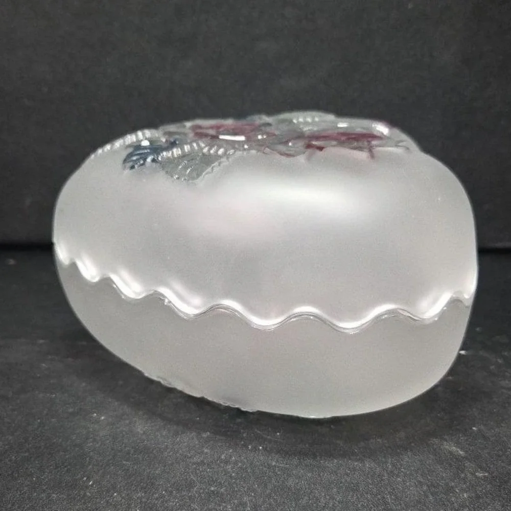 Studio Nova‎ Heart Shaped Trinket Box, Frosted Glass Dish, Embossed Pink Roses