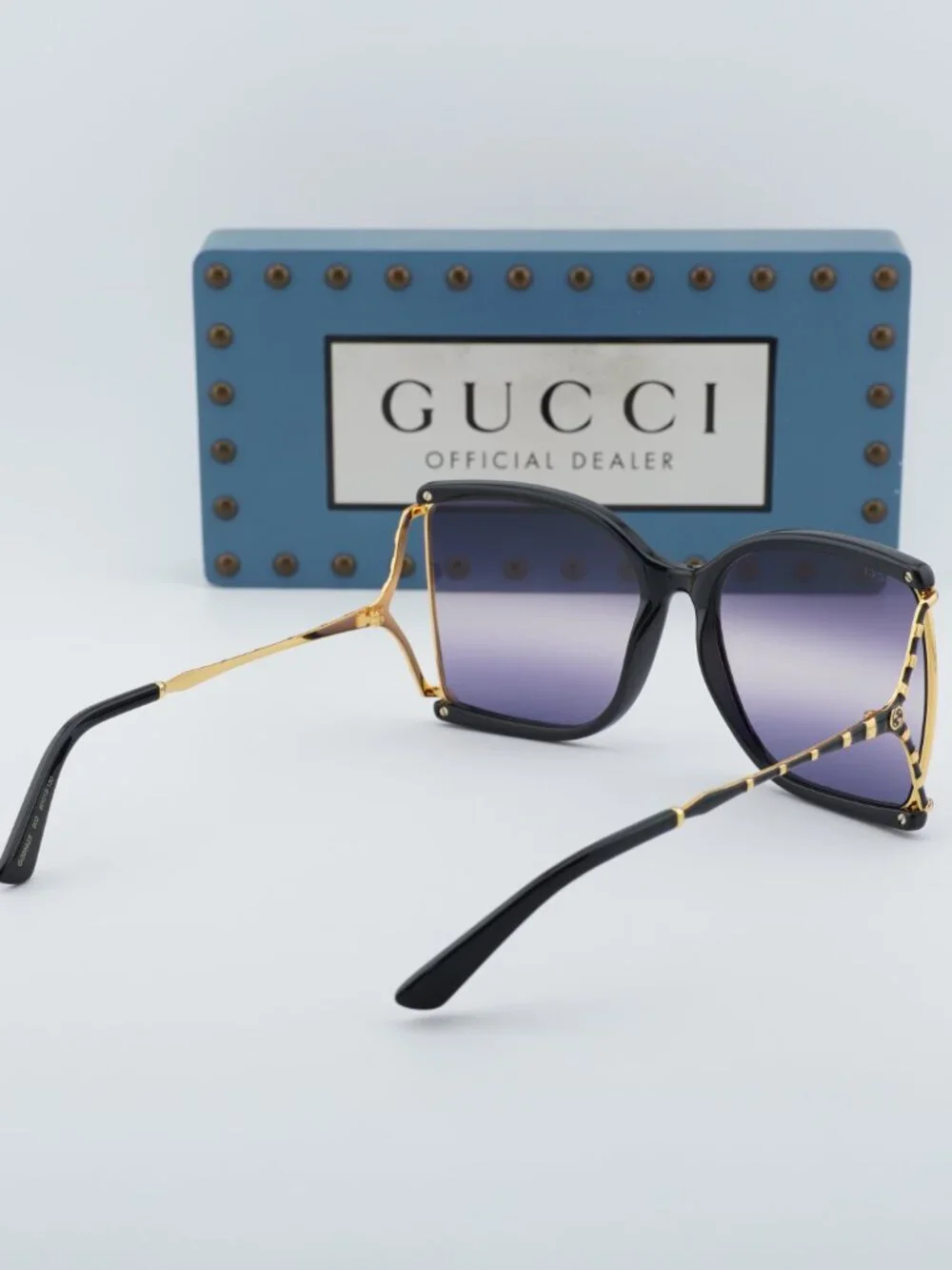 Gucci model gg0592s