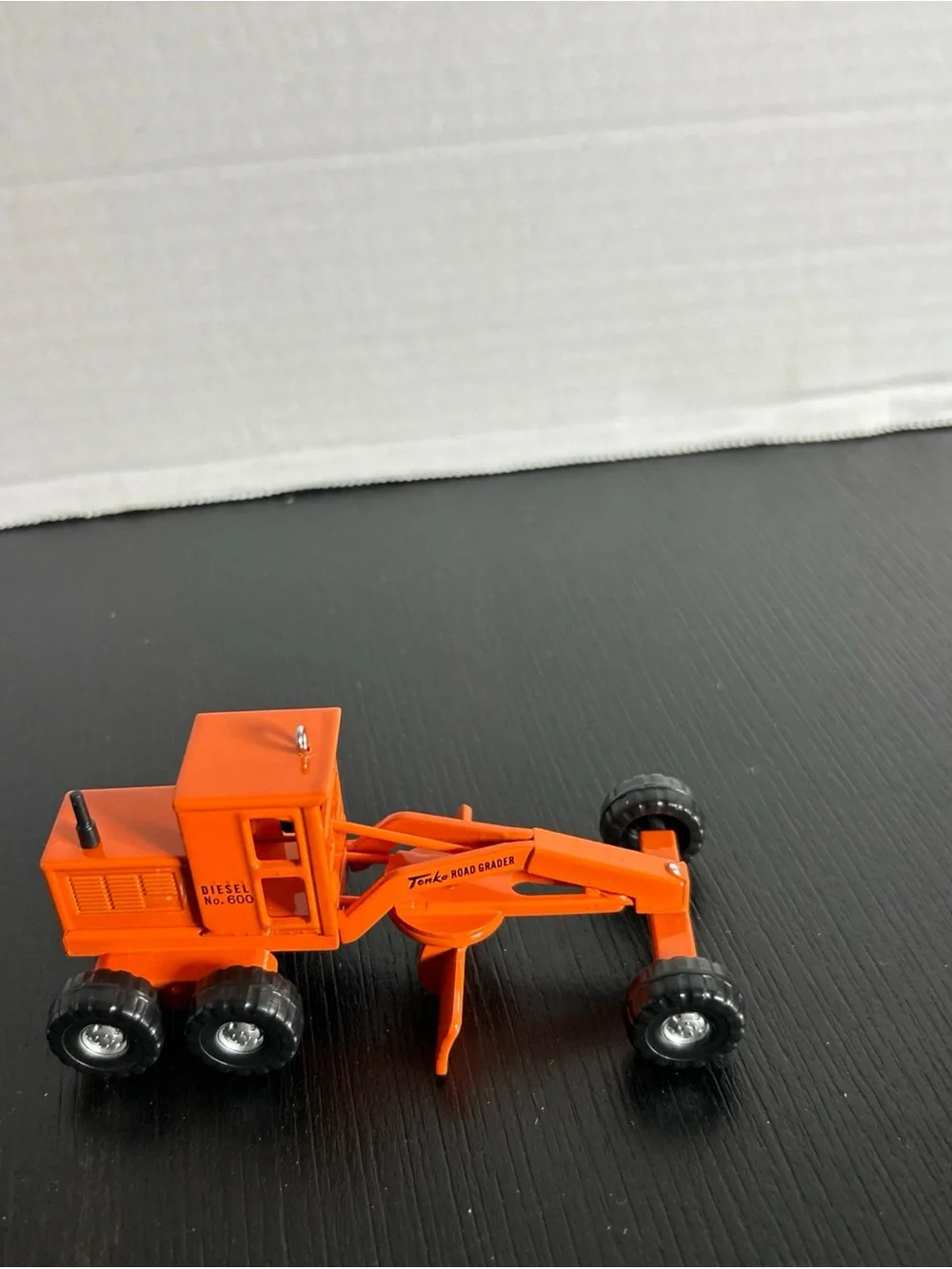 Hallmark Keepsake Tonka Orange Road Grader Ornament new