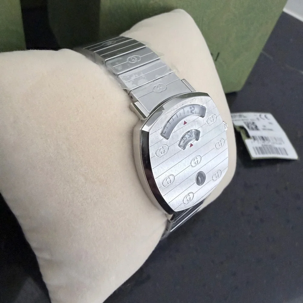 Gucci grip watch